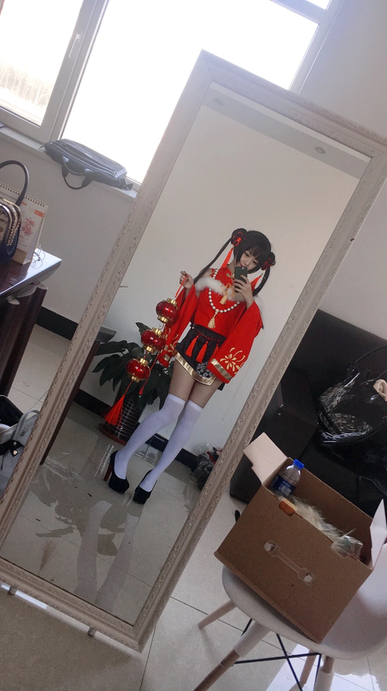 Shika小鹿鹿《自拍》主题写真：80张全套美图