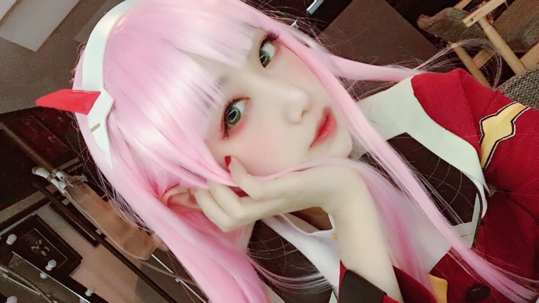 Shika小鹿鹿《自拍》主题写真：80张全套美图