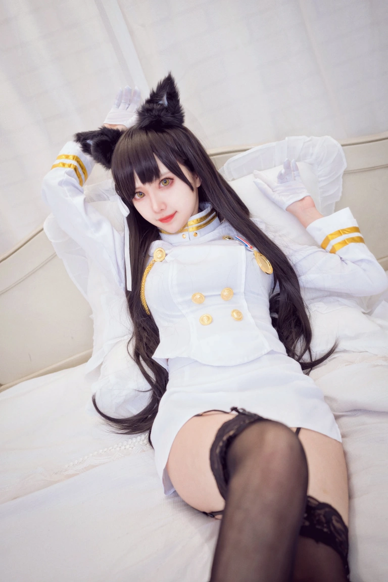 Shika小鹿鹿《2020爱宕两套》主题写真：17张全套美图
