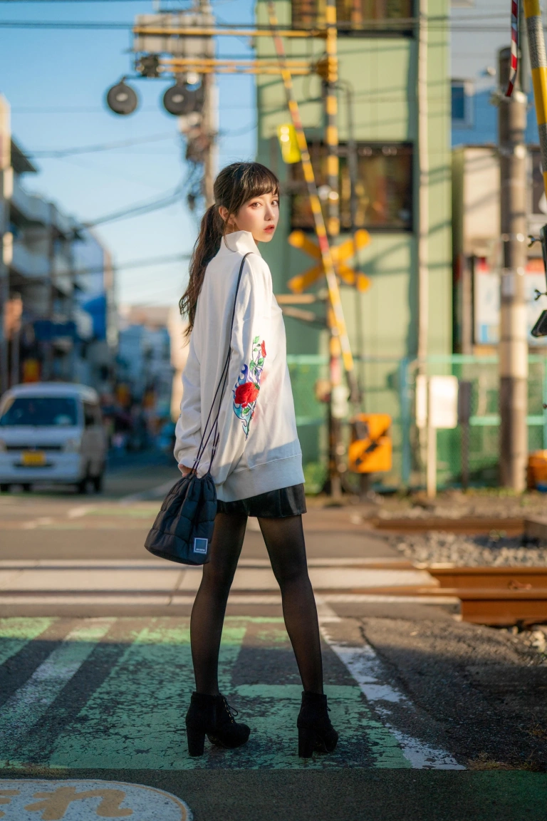 Shika小鹿鹿《板桥》主题写真：14张全套美图