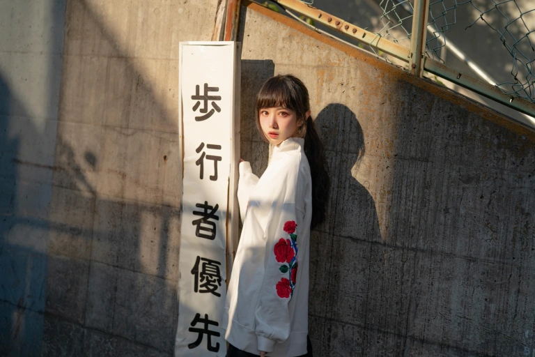 Shika小鹿鹿《板桥》主题写真：14张全套美图