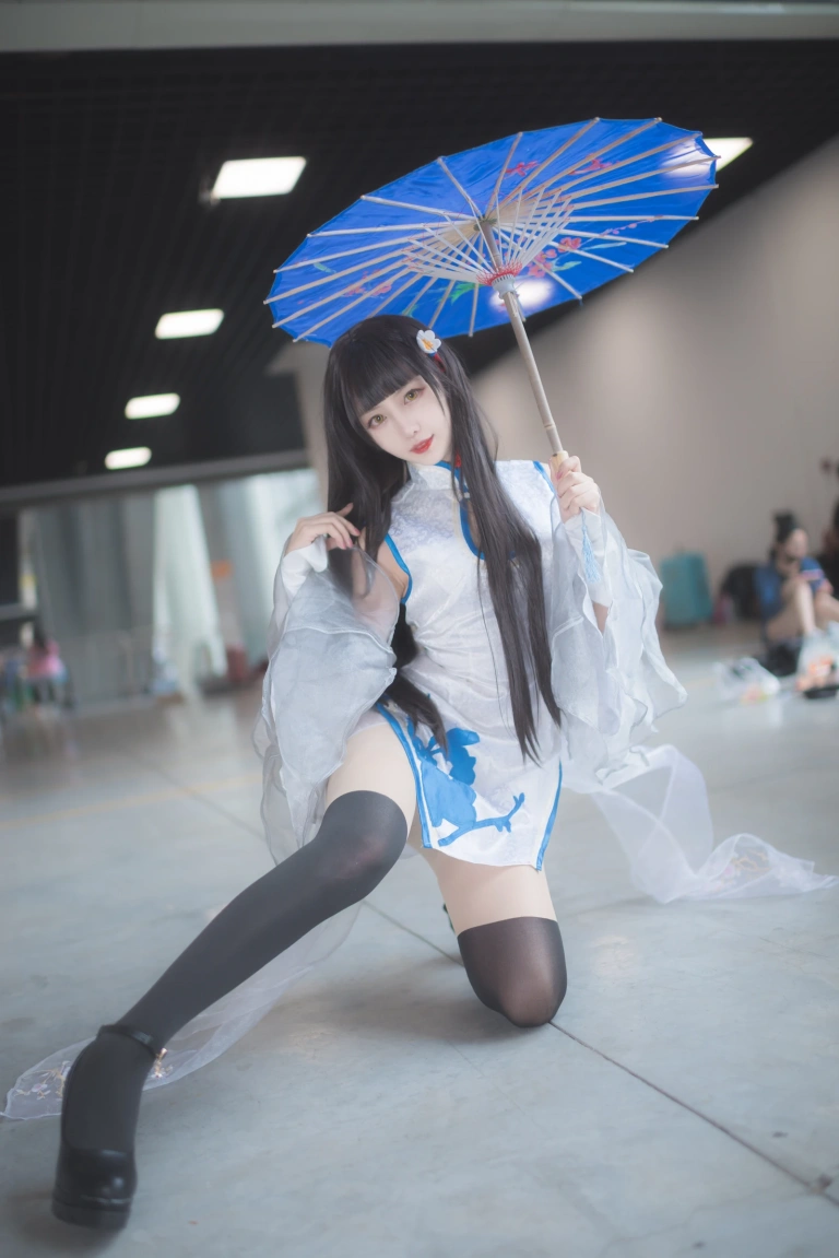 Shika小鹿鹿《逸仙》主题写真：9张全套美图
