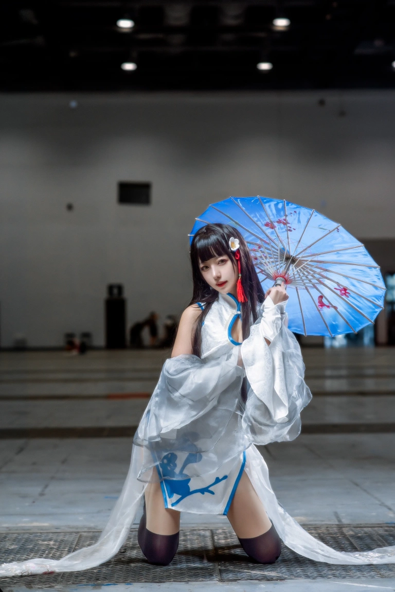 Shika小鹿鹿《逸仙》主题写真：9张全套美图