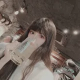 Shika小鹿鹿《东京自拍》主题写真：50张全套美图