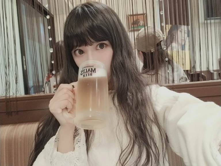 Shika小鹿鹿《东京自拍》主题写真：50张全套美图