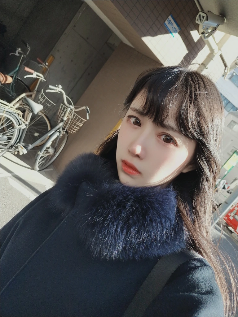 Shika小鹿鹿《东京自拍》主题写真：50张全套美图