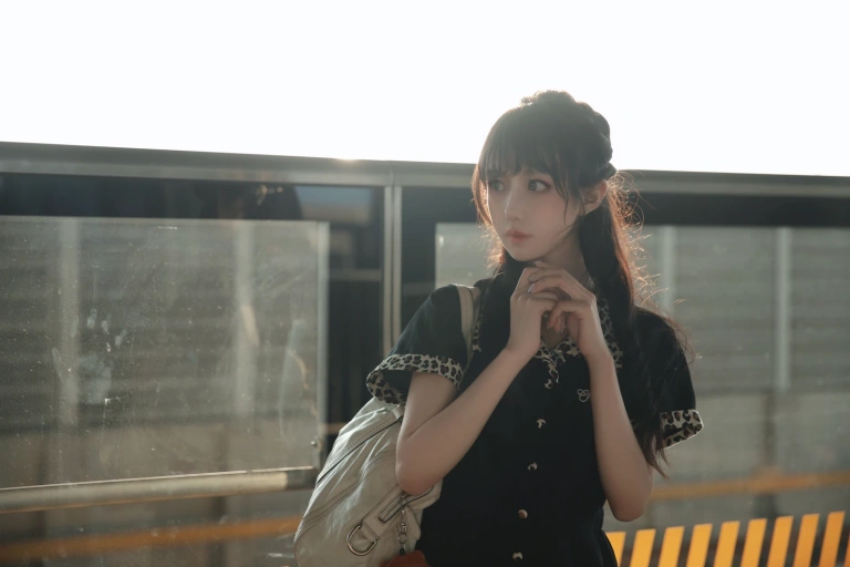 Shika小鹿鹿《生日作 电子图》主题写真：65张全套美图