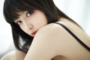 Shika小鹿鹿《小鹿乱撞》主题写真：20张全套美图