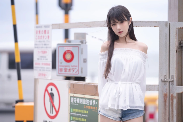 Shika小鹿鹿《以夏之名 真爱版》主题写真：20张全套美图