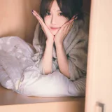 Shika小鹿鹿《小鹿日和 绘事空（上下册）》主题写真：40张全套美图
