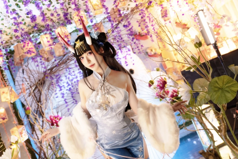 Shika小鹿鹿《能代旗袍》主题写真：19张全套美图