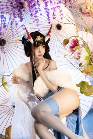 Shika小鹿鹿《能代旗袍》主题写真：19张全套美图