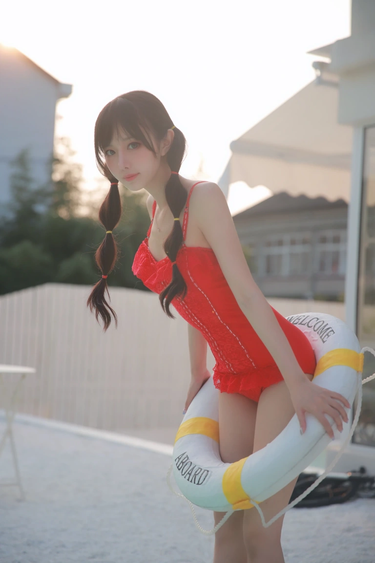 Shika小鹿鹿《P1泳装两套》主题写真：63张全套美图