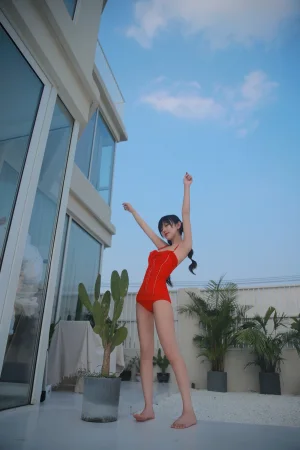 Shika小鹿鹿《P1泳装两套》主题写真：63张全套美图
