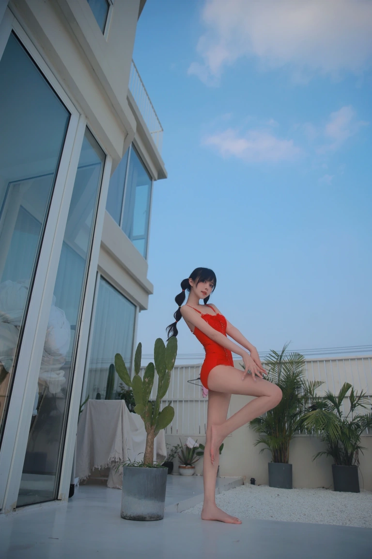 Shika小鹿鹿《P1泳装两套》主题写真：63张全套美图
