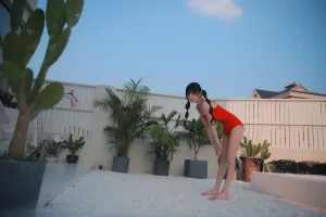 Shika小鹿鹿《P1泳装两套》主题写真：63张全套美图
