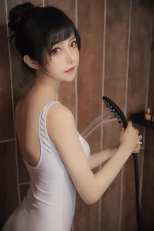 Shika小鹿鹿《半透浴室》主题写真：22张全套美图
