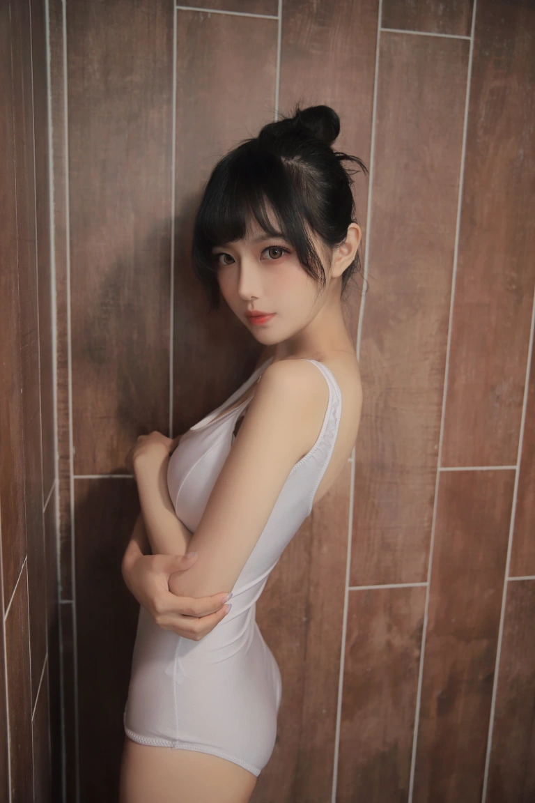 Shika小鹿鹿《半透浴室》主题写真：22张全套美图