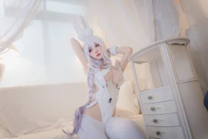 Shika小鹿鹿《碧蓝航线 恶毒》主题写真：13张全套美图