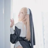 Shika小鹿鹿《修女》主题写真：16张全套美图