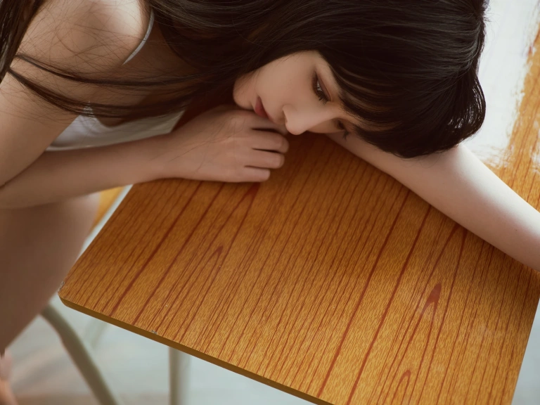 Shika小鹿鹿《羽鸟》主题写真：20张全套美图