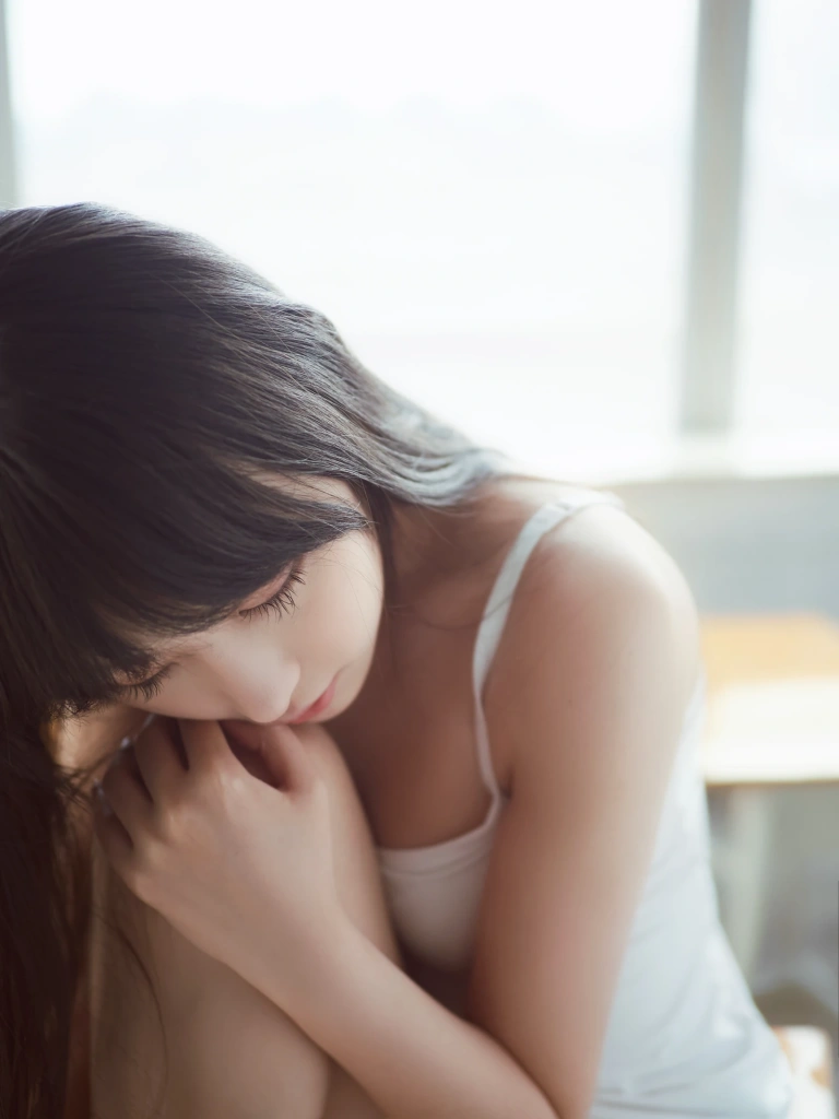 Shika小鹿鹿《羽鸟》主题写真：20张全套美图