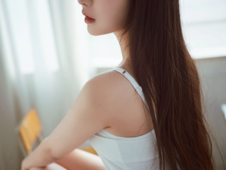 Shika小鹿鹿《羽鸟》主题写真：20张全套美图