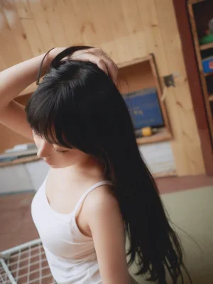 Shika小鹿鹿《羽鸟》主题写真：20张全套美图