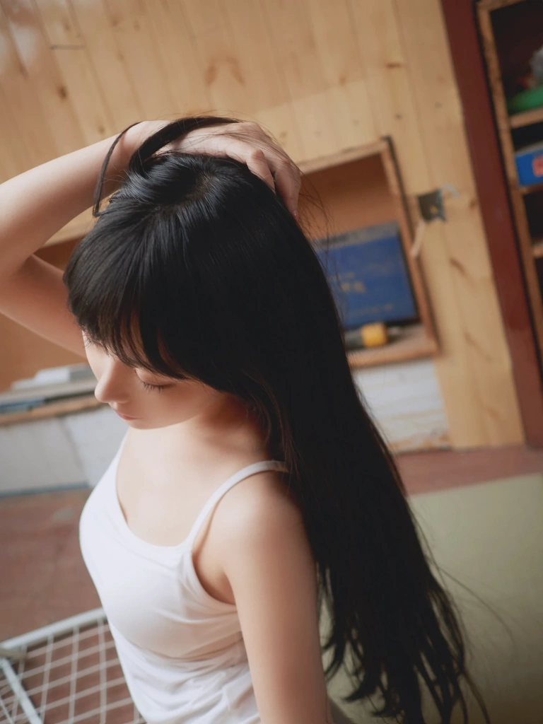 Shika小鹿鹿《羽鸟》主题写真：20张全套美图