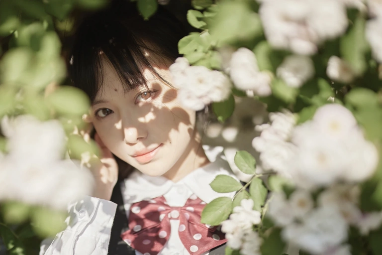 Shika小鹿鹿《蔷薇JK》主题写真：14张全套美图