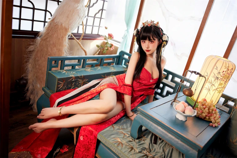 Shika小鹿鹿《逸仙 同人凤冠霞帔》主题写真：27张全套美图