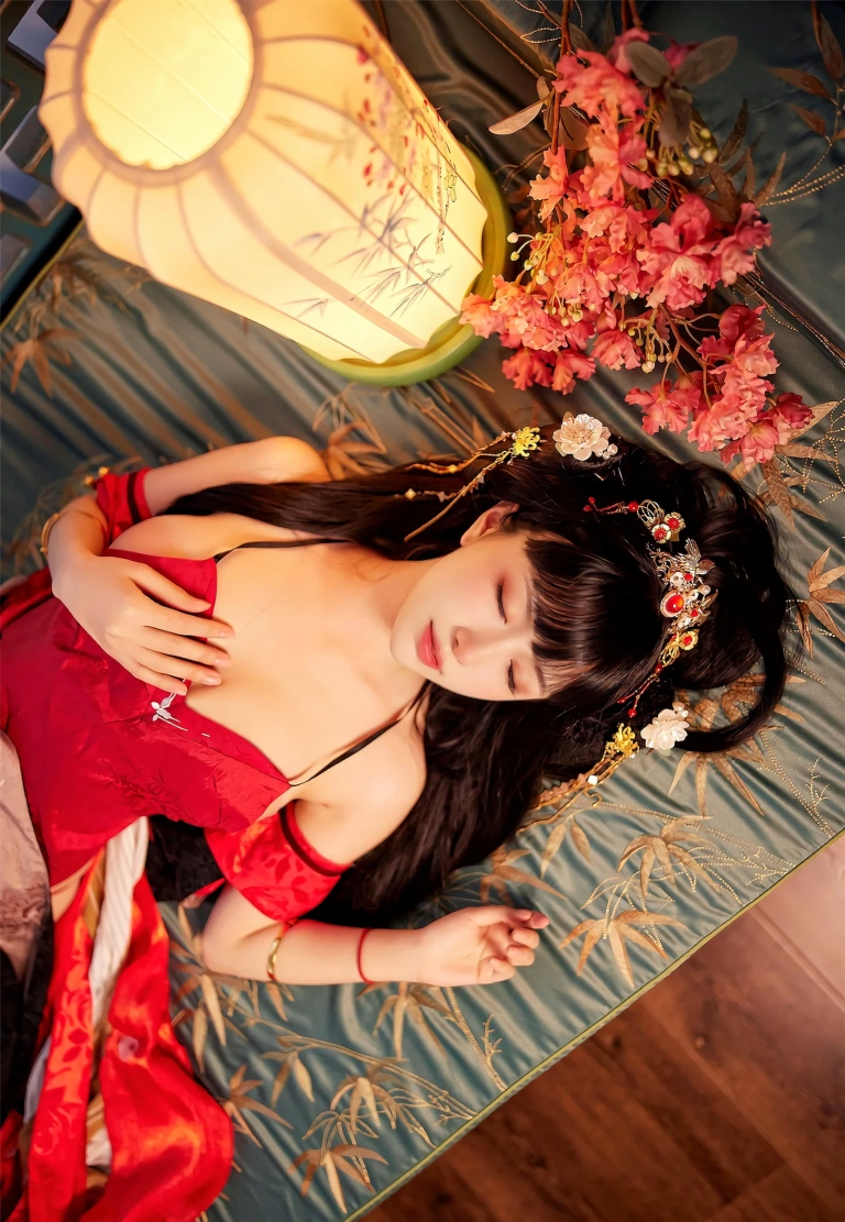 Shika小鹿鹿《逸仙 同人凤冠霞帔》主题写真：27张全套美图