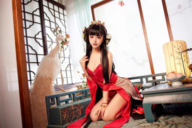 Shika小鹿鹿《逸仙 同人凤冠霞帔》主题写真：27张全套美图