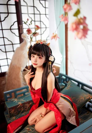 Shika小鹿鹿《逸仙 同人凤冠霞帔》主题写真：27张全套美图
