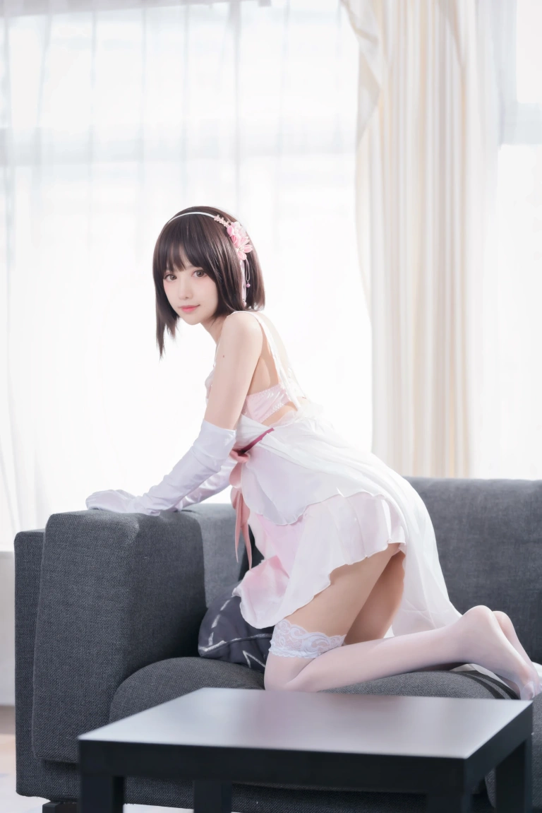 Shika小鹿鹿《加藤惠》主题写真：61张全套美图，含1个视频