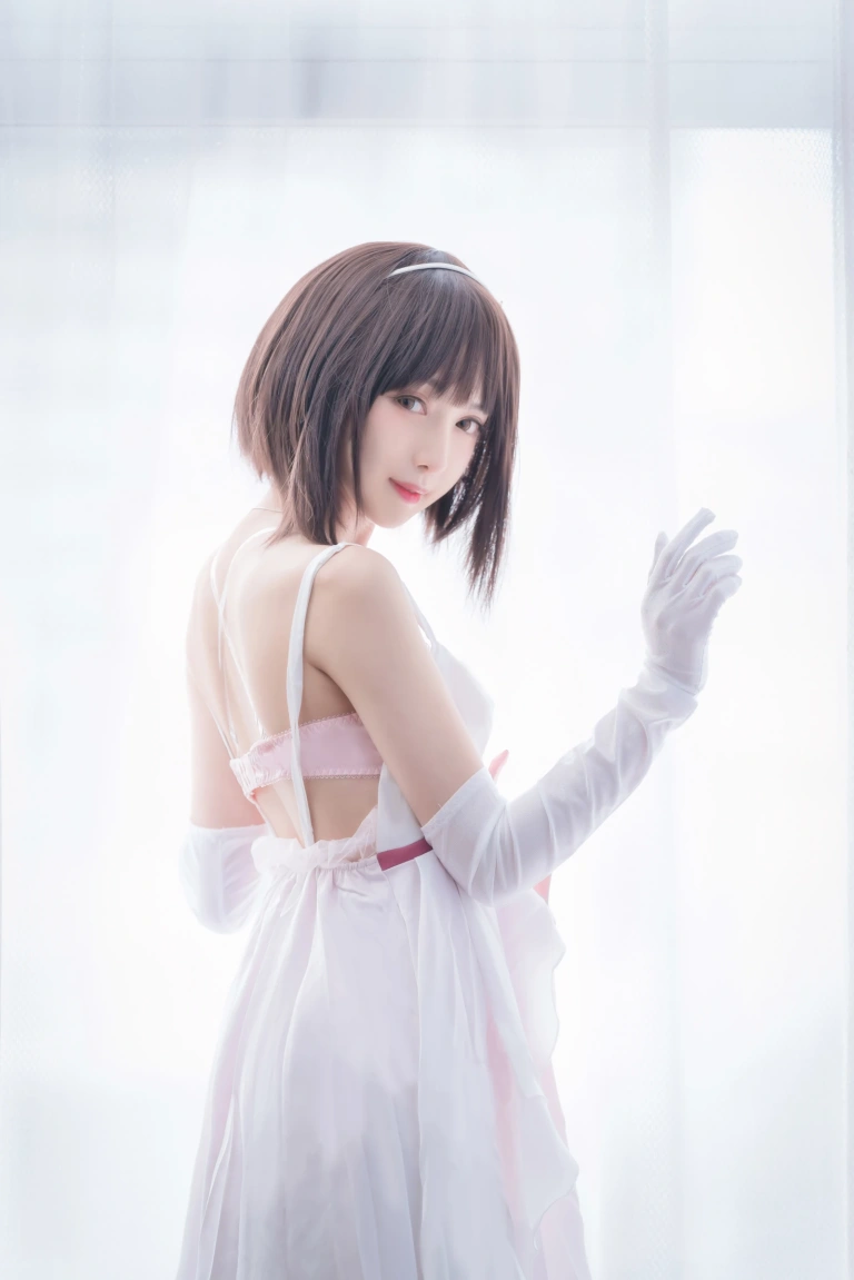 Shika小鹿鹿《加藤惠》主题写真：61张全套美图，含1个视频