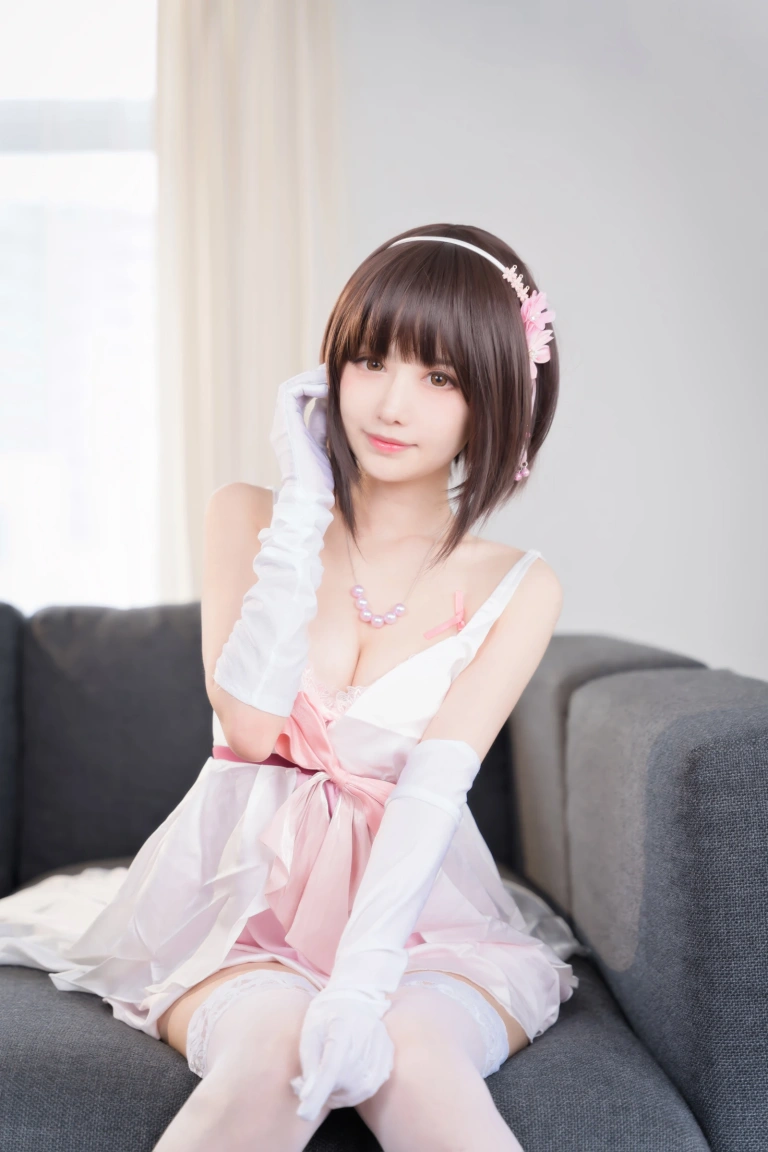 Shika小鹿鹿《加藤惠》主题写真：61张全套美图，含1个视频