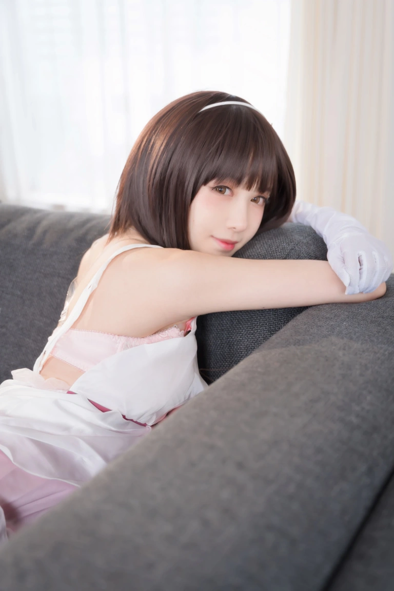 Shika小鹿鹿《加藤惠》主题写真：61张全套美图，含1个视频