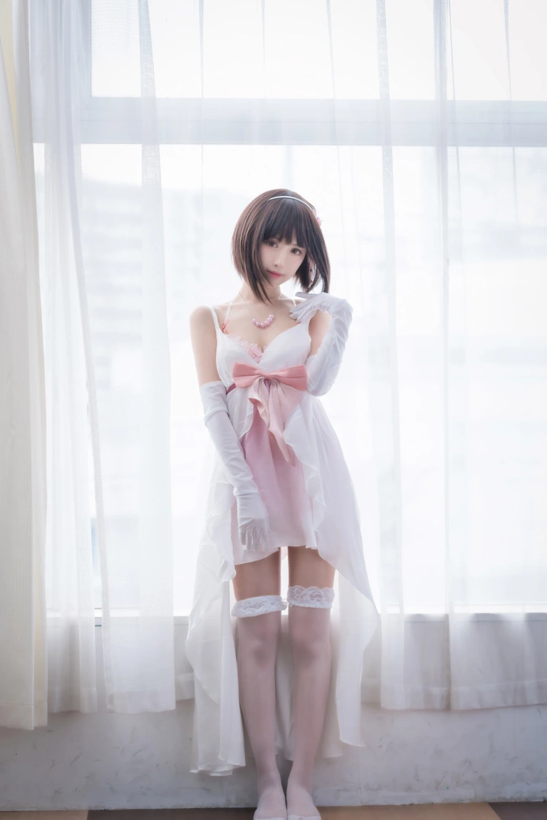 Shika小鹿鹿《加藤惠》主题写真：61张全套美图，含1个视频