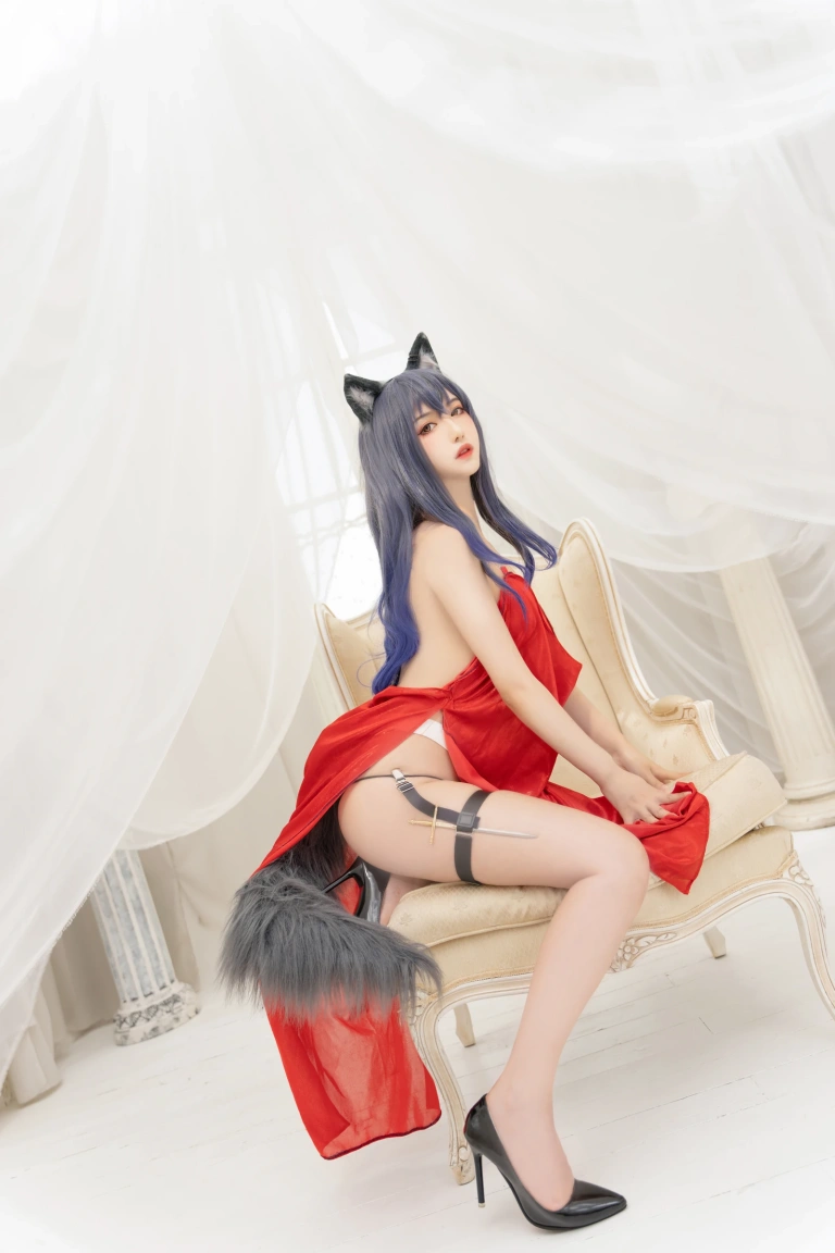Shika小鹿鹿《明日方舟 德克萨斯》主题写真：12张全套美图