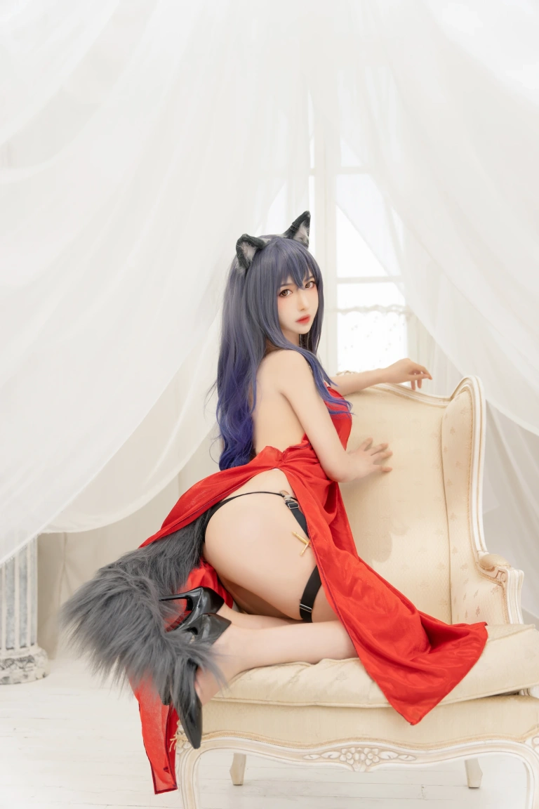 Shika小鹿鹿《明日方舟 德克萨斯》主题写真：12张全套美图