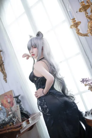 Shika小鹿鹿《明日方舟 黑》主题写真：15张全套美图