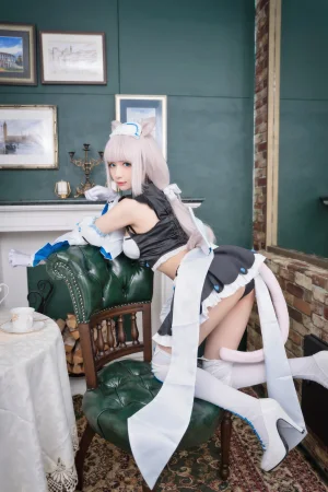 Shika小鹿鹿《猫娘》主题写真：9张全套美图