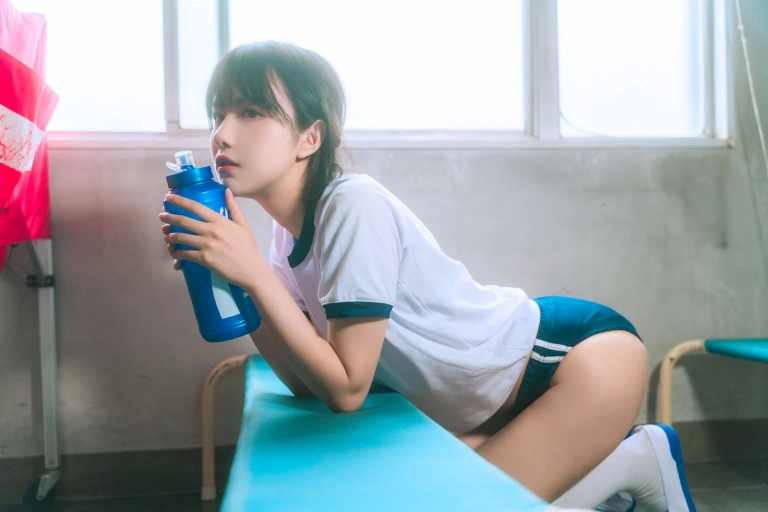 Shika小鹿鹿《体操服妹妹》主题写真：21张全套美图