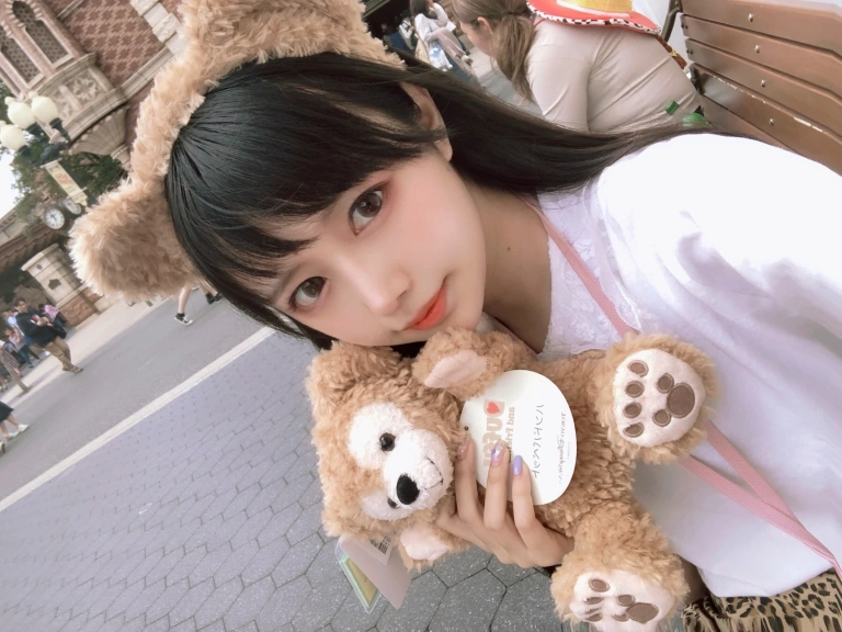 Shika小鹿鹿《第五套 自拍25P》主题写真：25张全套美图