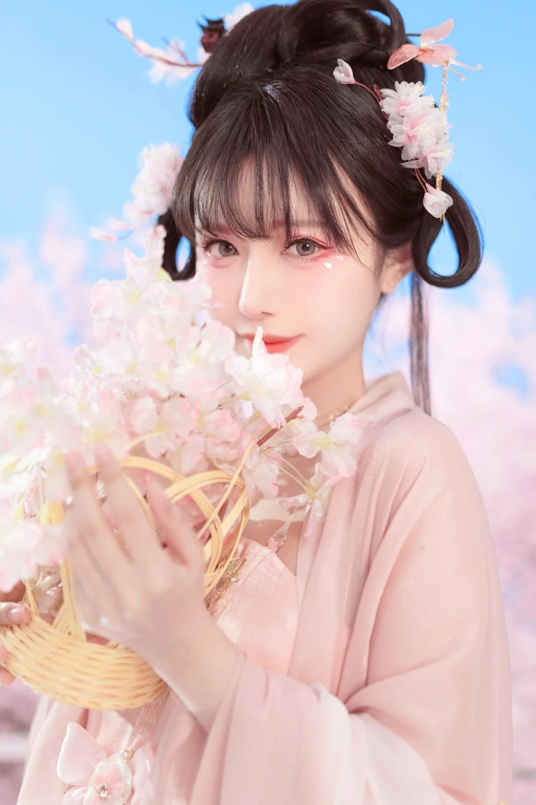 Shika小鹿鹿《汉服写真》主题写真：13张全套美图
