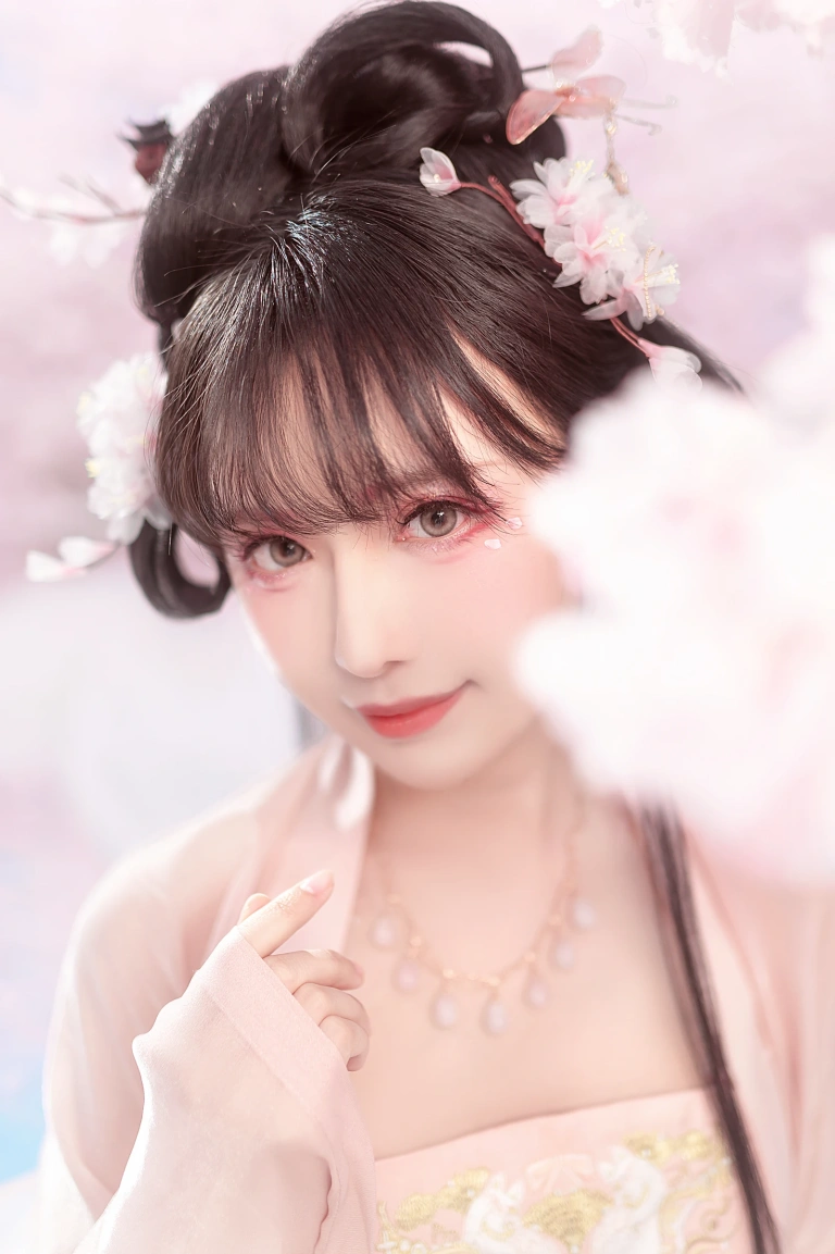 Shika小鹿鹿《汉服写真》主题写真：13张全套美图