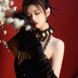 Shika小鹿鹿《旗袍 烽火经年》主题写真：24张全套美图，含2个视频