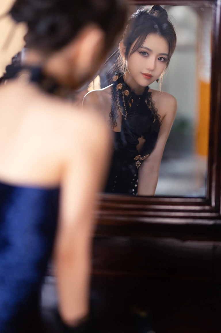 Shika小鹿鹿《旗袍 烽火经年》主题写真：24张全套美图，含2个视频