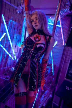 Shika小鹿鹿《特工护士》主题写真：28张全套美图